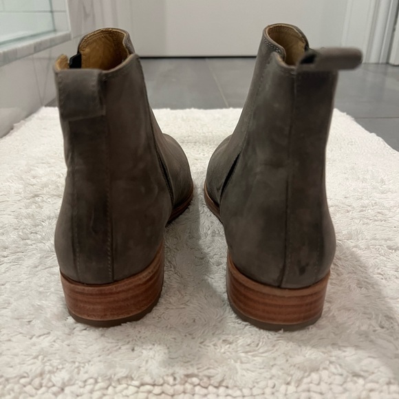 NISOLO Everyday Chelsea Boot - Grey - Size 8.5-9 - Picture 4 of 9